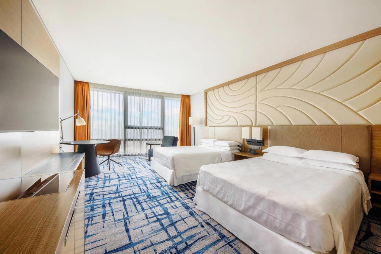 Sheraton Seoul D Cube City Hotel Gimpo Exteriör bild